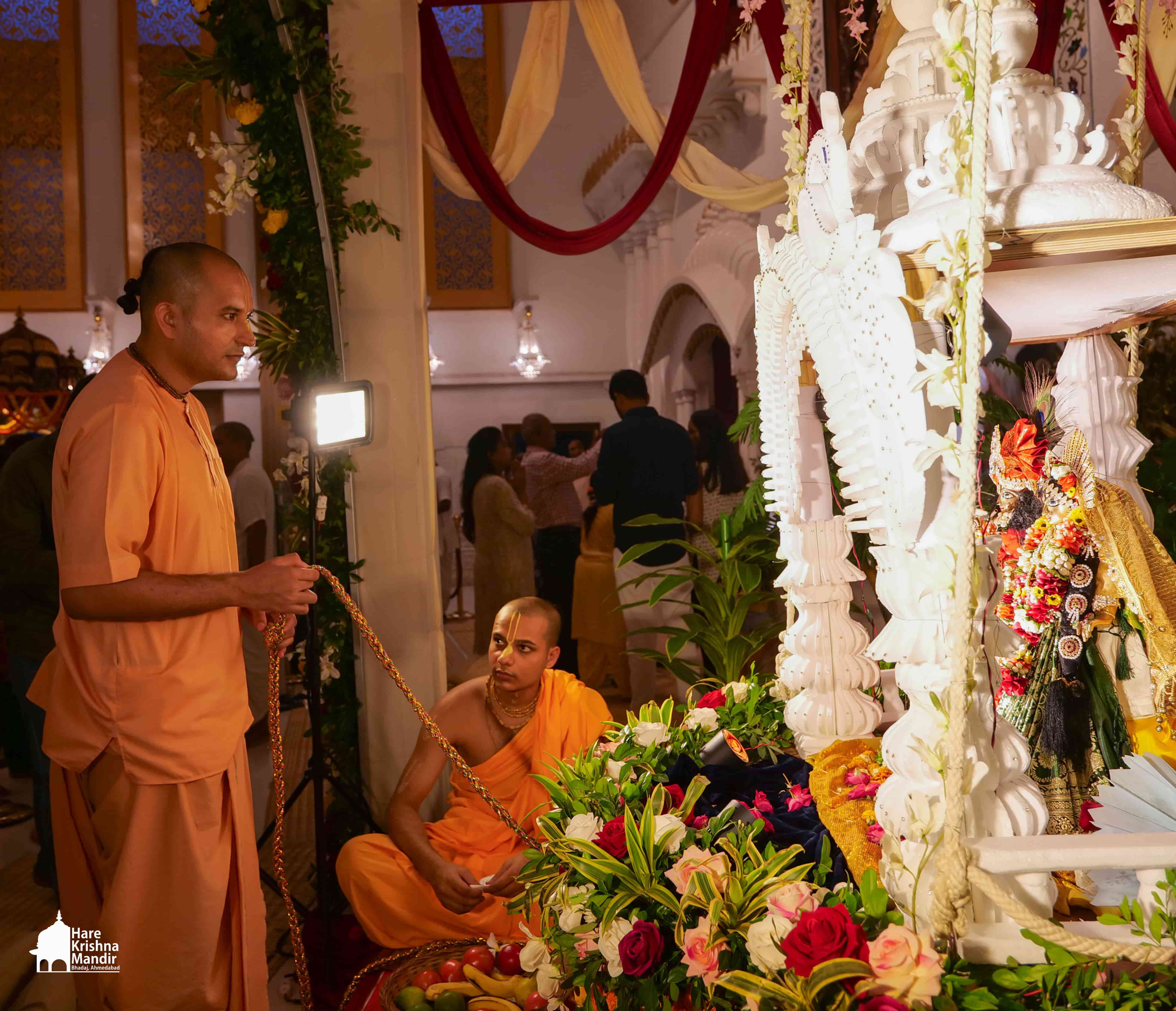 Jhulan-Utsav 2025 -Day - 1